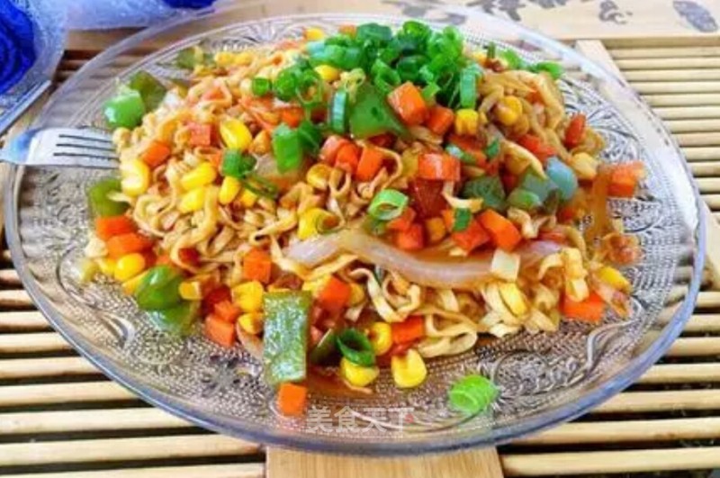 Stir-fried Instant Noodles recipe