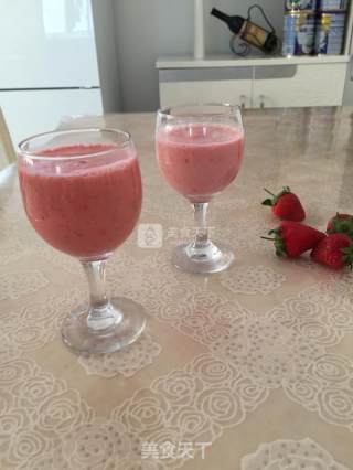 Strawberry Milkshake recipe