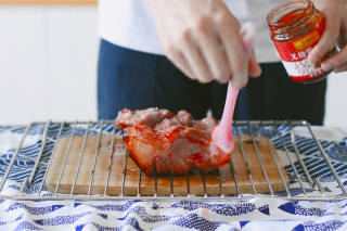 Barbecued Pork with Honey Sauce that Was All Eaten Before The Meal recipe