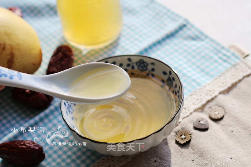Essential Drink for Lung Cleansing in Winter: Xiaohang Pear Soup recipe