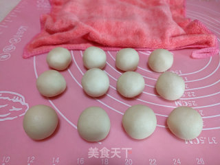 Fresh Meat Moon Cakes recipe