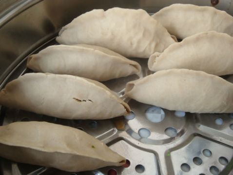 Noodle Dumplings Stuffed with Cabbage recipe