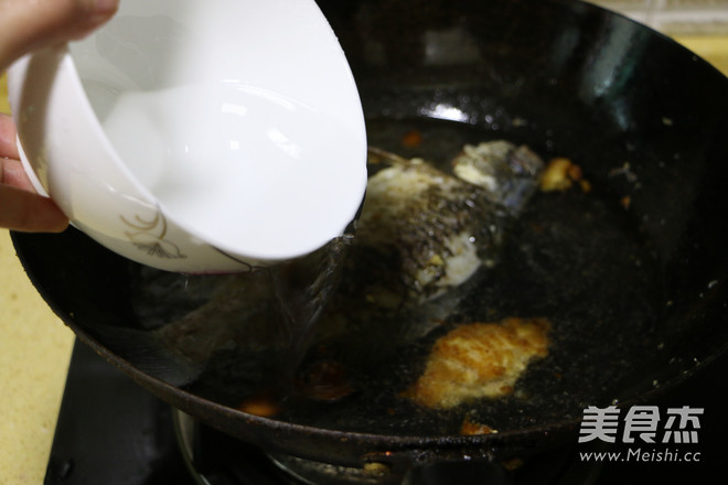 Carp Soup with Shredded Radish recipe