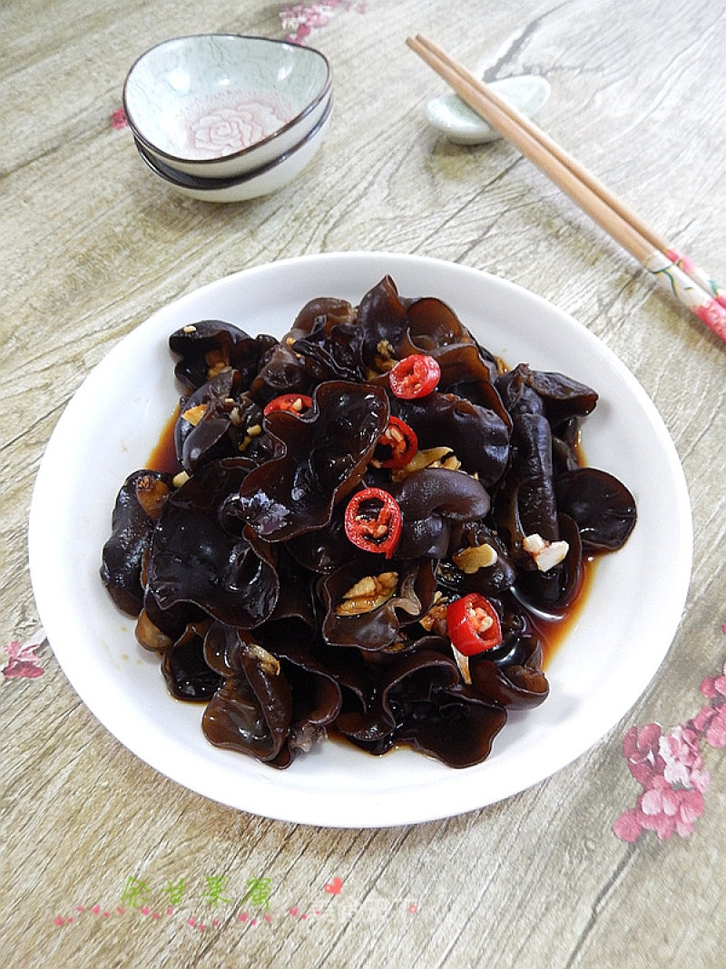 Sour and Spicy Autumn Fungus recipe