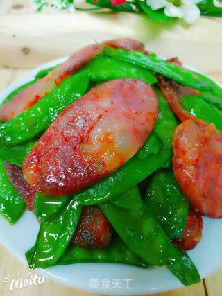 Stir-fried Snow Peas with Sausage recipe