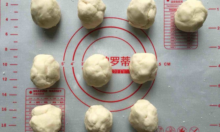 Little White Rabbit Bean Paste Bun recipe