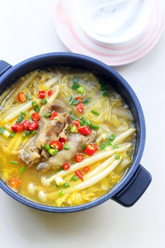 Beef Cabbage in Sour Soup
