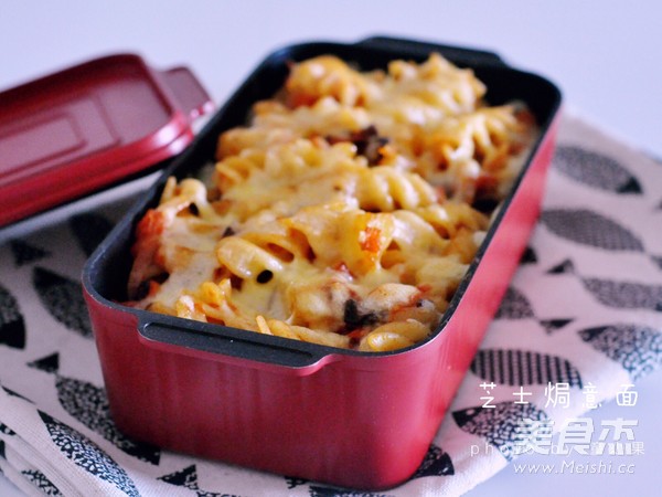 Cheese Baked Tomato Beef Pasta recipe