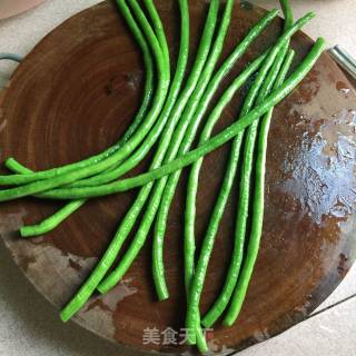 Carob in Gourd Sauce recipe