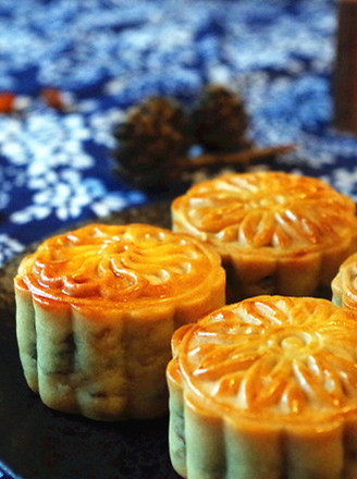 Five Kernel Moon Cakes Low Oil and Low Sugar Version