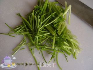 【lu Cai】——stir-fried Pork Loin with Coriander recipe