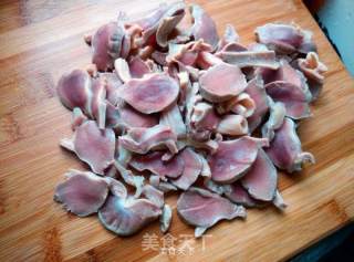 Stir-fried Spicy Duck Gizzards recipe