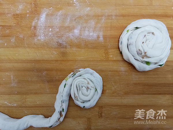 Lard Residue and Green Onion Pancakes recipe