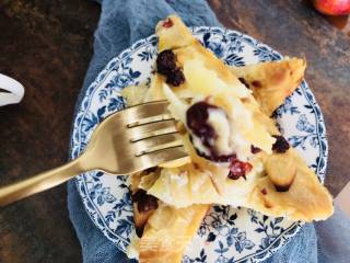 Invisible Apple Cake recipe