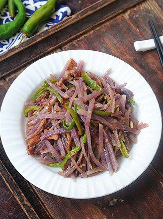 Stir-fried Shredded Pork with Purple Potatoes recipe