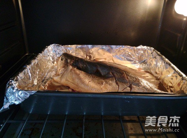 Grilled Whole Fish with Spicy Tempeh recipe