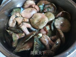 Pork Belly Stewed Cold Mushrooms recipe