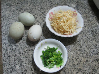 Fried Duck Eggs with Dried Whitebait recipe