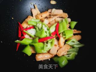 Stir-fried Green Peppers are Not Spicy recipe