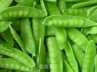 Stir-fried Snow Peas with Chicken Head Rice recipe