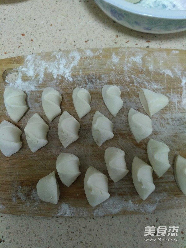 Cabbage Pork Dumplings recipe