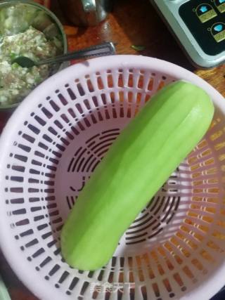 Zucchini Stuffed with Meat recipe