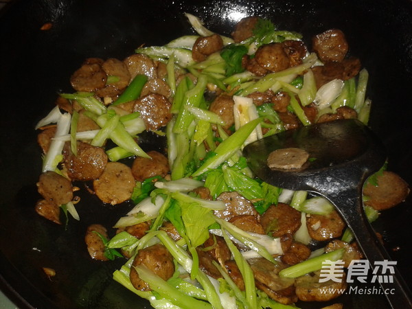 Celery Fried Beef Balls recipe