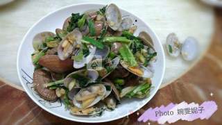 Stir-fried Clams with Ginger, Onion and Garlic recipe