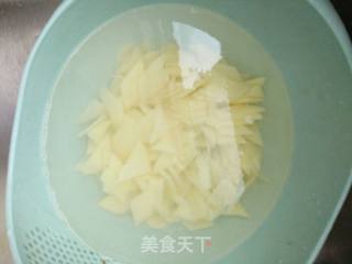 Fried Potato Chips with Red Pepper recipe