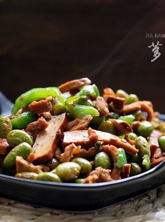 Stir-fried Shredded Pork with Fragrant Dried Edamame recipe