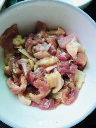 Rice Noodles with Pork Belly and Steamed Taro recipe