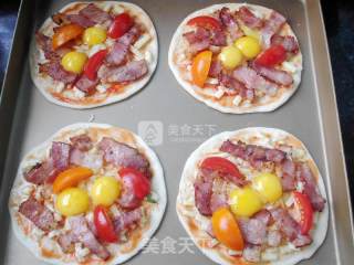 Mini Bacon and Quail Egg Pizza recipe