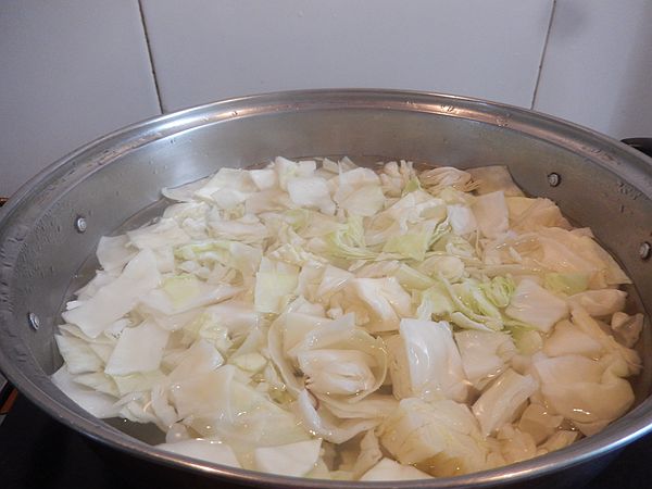 Cabbage Mixed with Purple Sweet Potato Vermicelli recipe