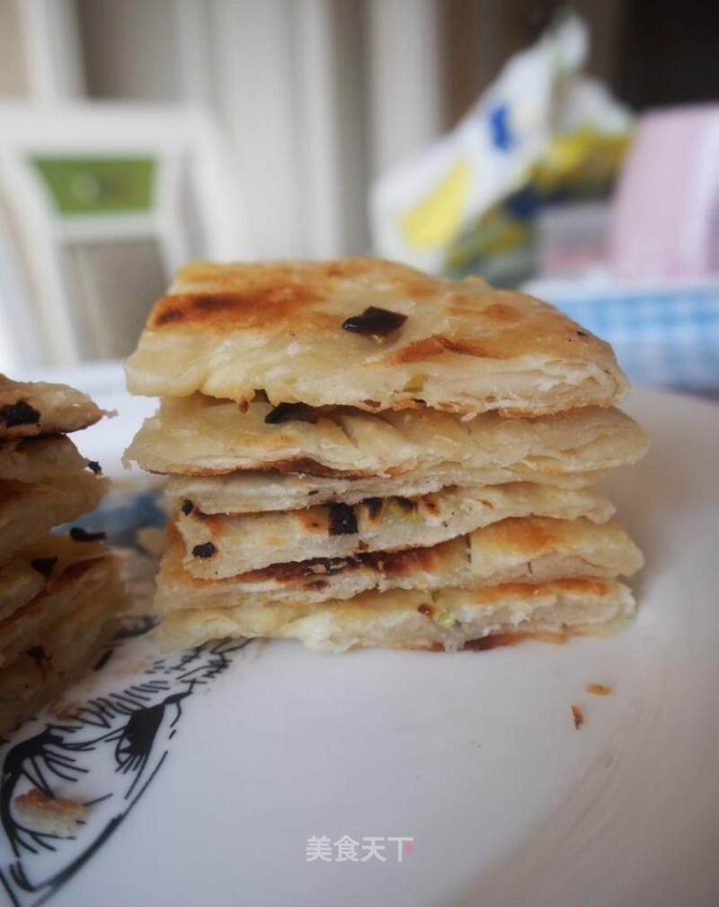 The First Choice for Breakfast-the More Chewy The Scallion Pancakes recipe