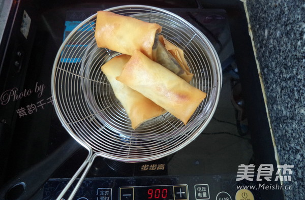 Guangdong Red Bean Paste Spring Rolls recipe