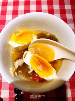 Boiled Eggs with Glutinous Rice Wine and Longan recipe