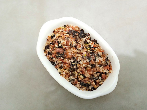 Steamed Meat Cake with Plum Dried Vegetables recipe