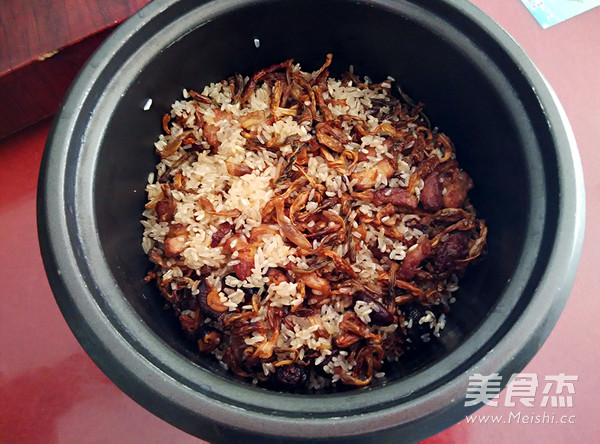 Claypot Rice with Mushrooms and Dried Beans recipe