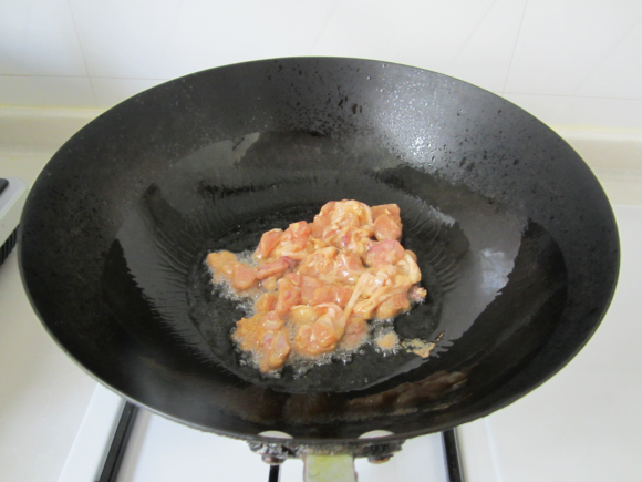 Stir-fried Chicken with Carrots recipe