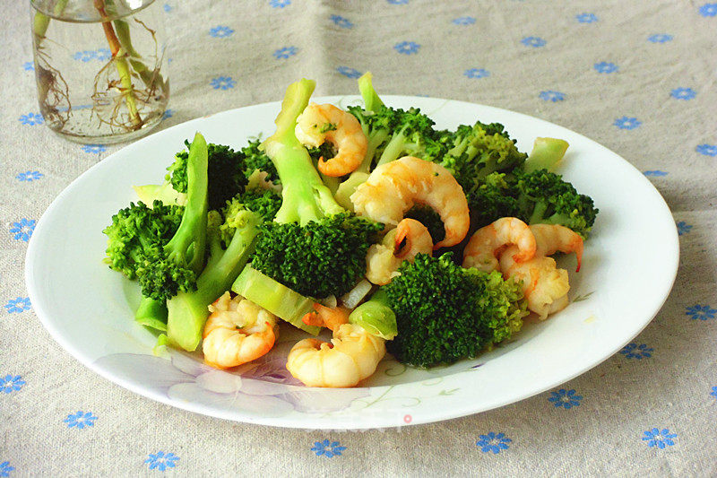 Stir-fried Shrimp with Garlic Broccoli recipe