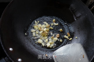 Sauce Fried Razor Clams recipe