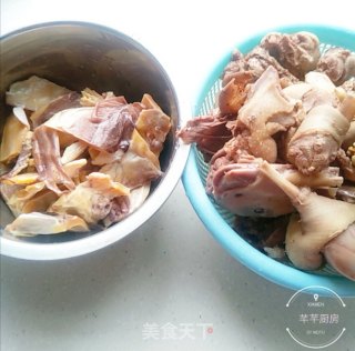 Corn Bamboo Shoots Cuttlefish Lao Duck Soup recipe