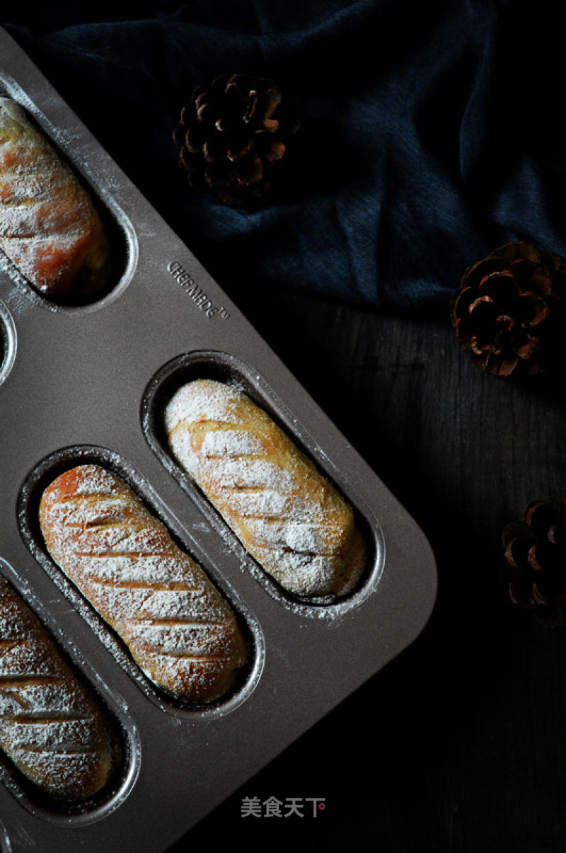 #四session Baking Contest and is Love to Eat Festival#whole-wheat Raisin European Buns recipe