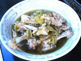 Sauerkraut Duck Leg recipe