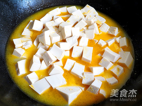 Salted Egg Yolk Shrimp Tofu recipe