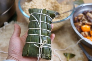 Salted Egg Yolk and Meat Dumplings recipe