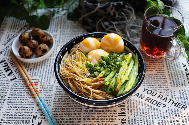 Celery Sea Urchin Ball Noodle Soup recipe