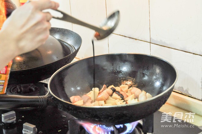 Braised Pork Belly with Bamboo Shoots recipe