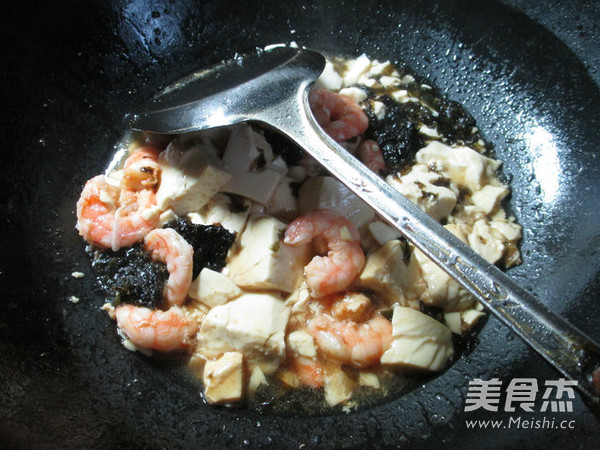 Tofu with Seaweed and Shrimp recipe