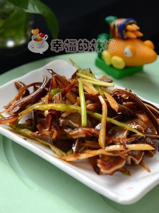 Laoganmazai Ginger and Cured Pork Ears recipe